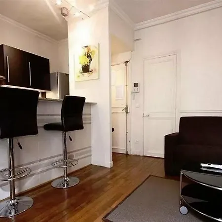 Bridgestreet Montparnasse דירה