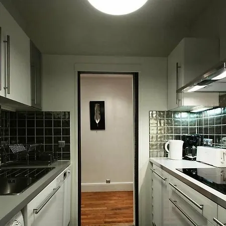 Bridgestreet Montparnasse Apartment